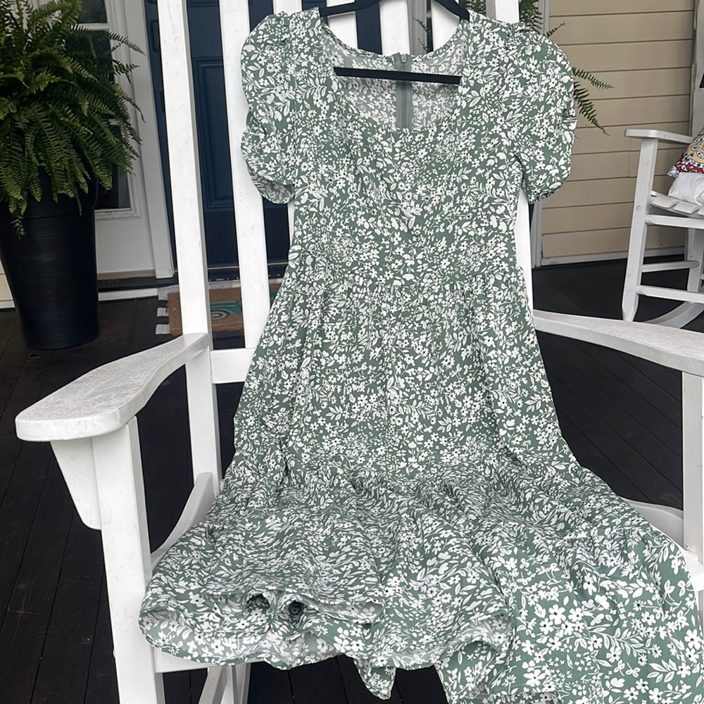 ☀️New SHEIN Ditsy Floral Print Ruffle Hem Dress XSmall - Picture 1 of 8